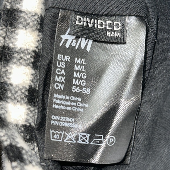 Beret Hat for Women Autumn Winter Black & White Plaid Houndstooth. Like New. - Picture 3 of 3